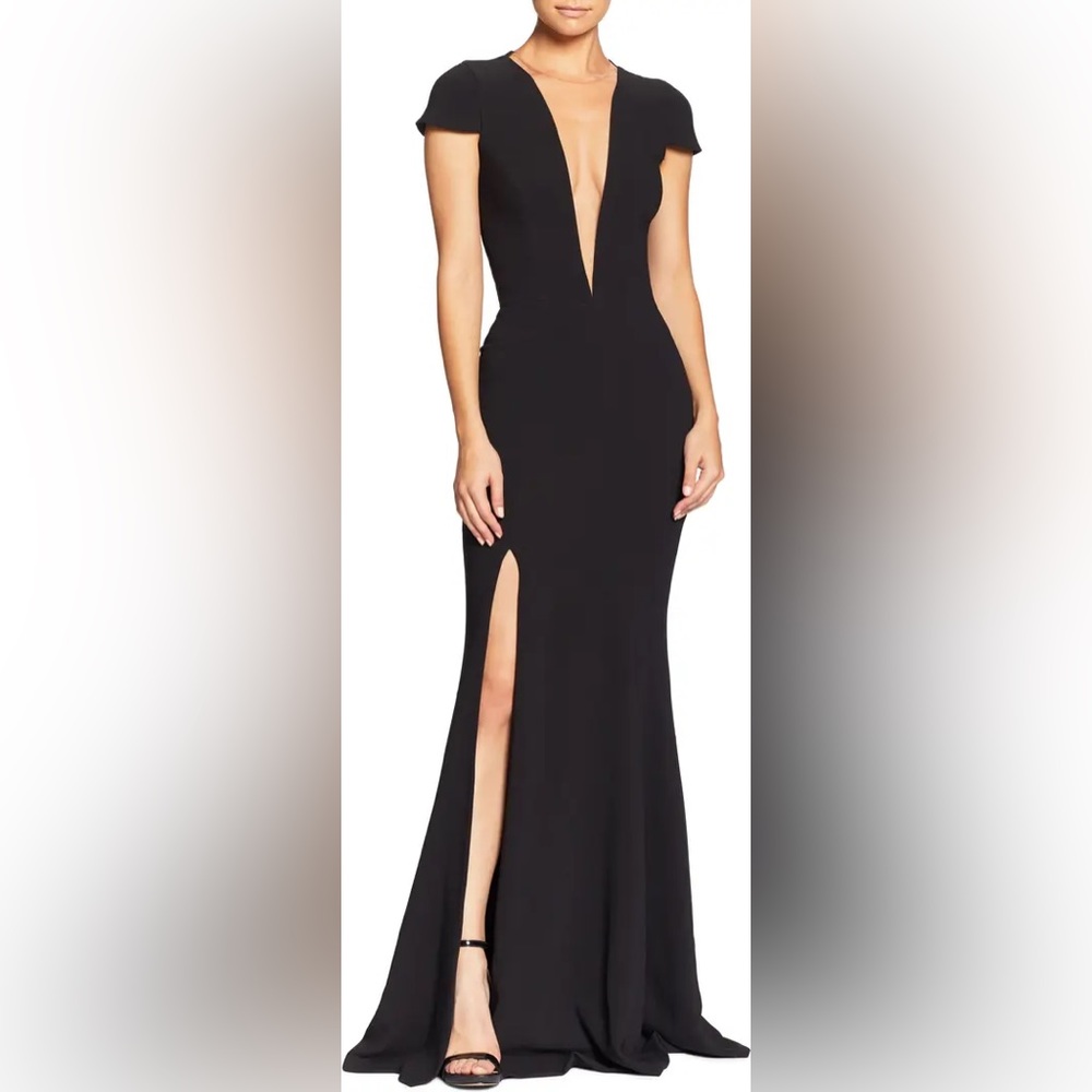 Dress the Population Leah Illusion Inset Crepe Gown